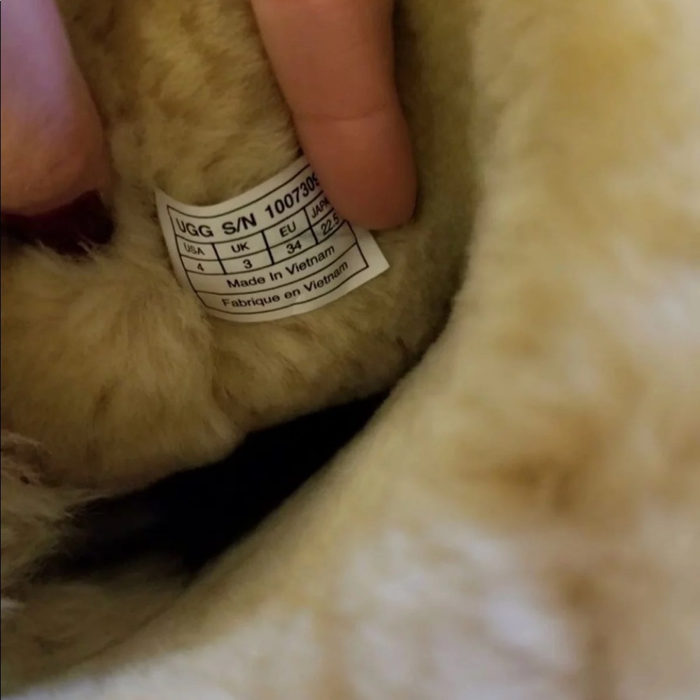 Ugg Bow Boots - image 4